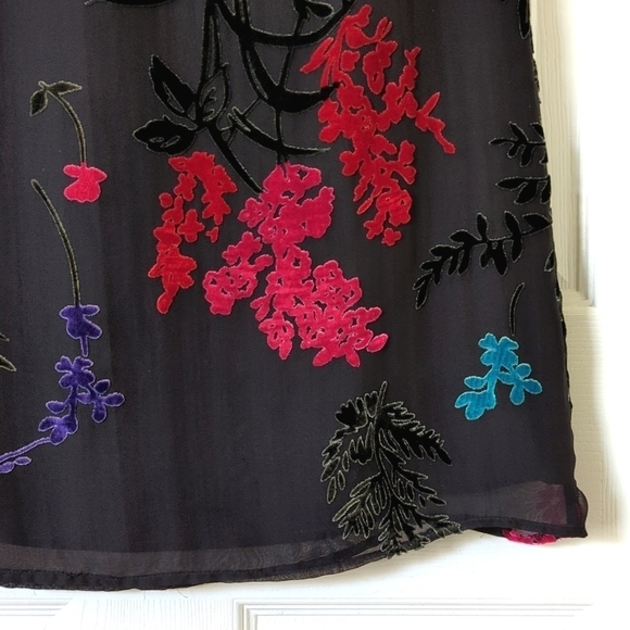 Maeve Anthropologie Alisa Floral Burnout Velvet & Silk Mini Tee Dress Black 4P - Picture 9 of 13